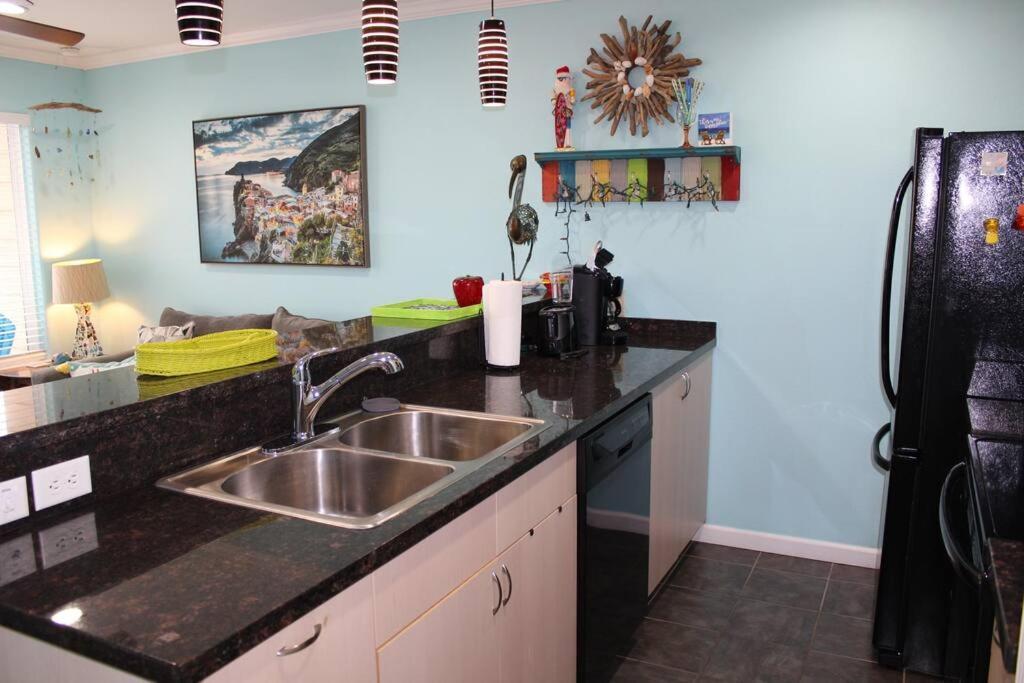 Bluebonnet By The Sea - Resort-style Pool And Views * Galveston